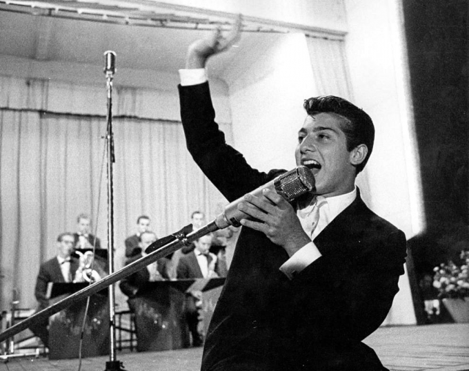 Paul Anka – Anka Sings Sinatra [CANCELLED]